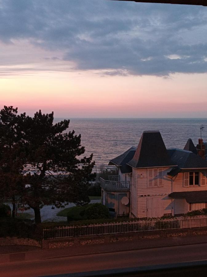 Le Cottage Vue Mer Bénerville-sur-Mer Εξωτερικό φωτογραφία